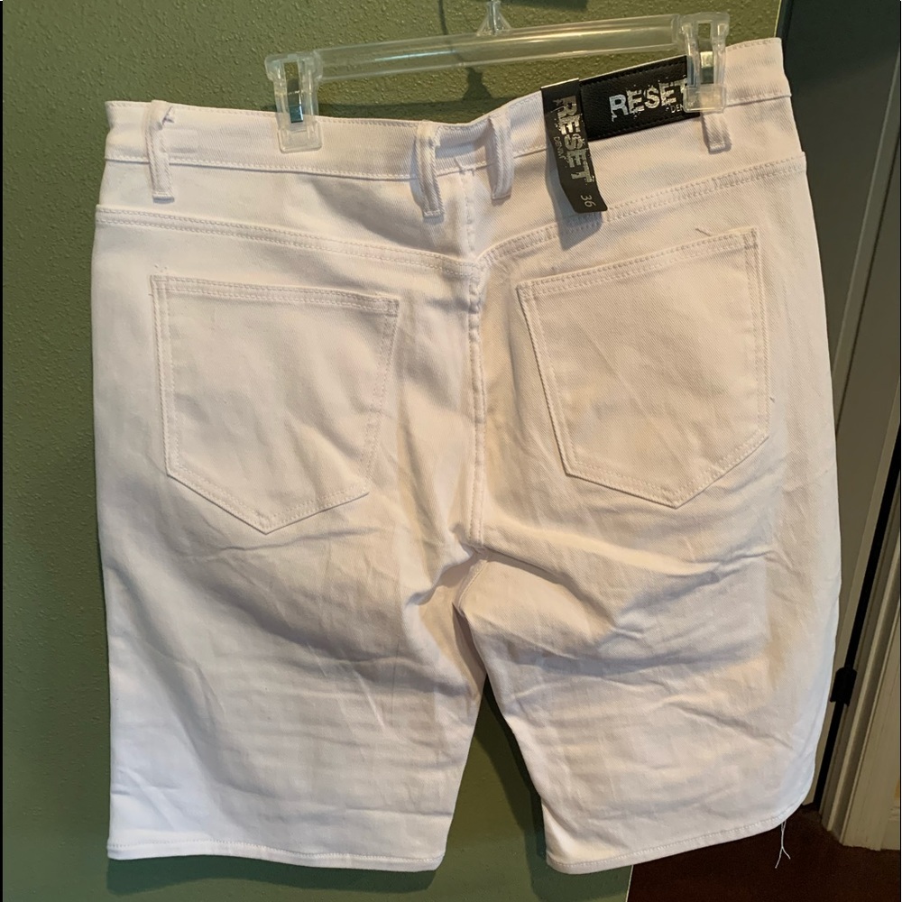 Shorts - Picture 2 of 2
